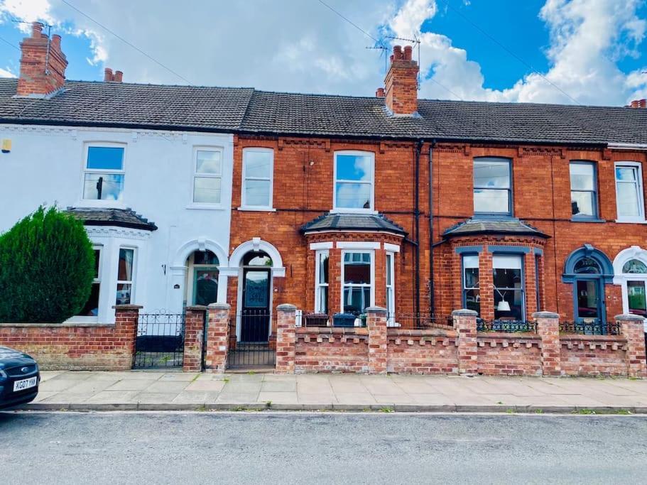 Spacious Victorian Townhouse With Cathedral Views Lincoln Exteriör bild