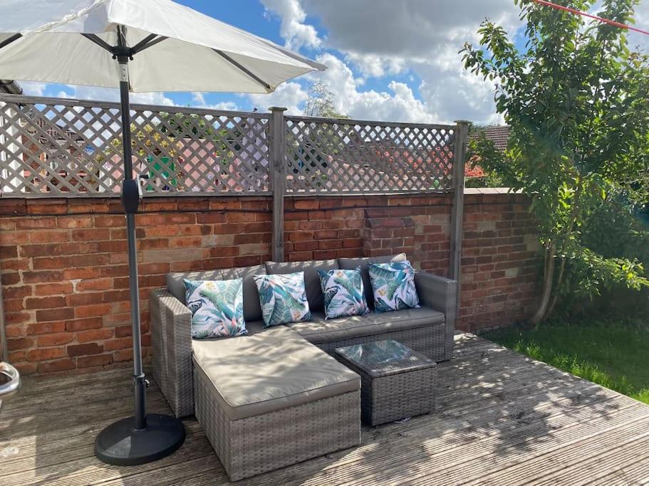 Spacious Victorian Townhouse With Cathedral Views Lincoln Exteriör bild